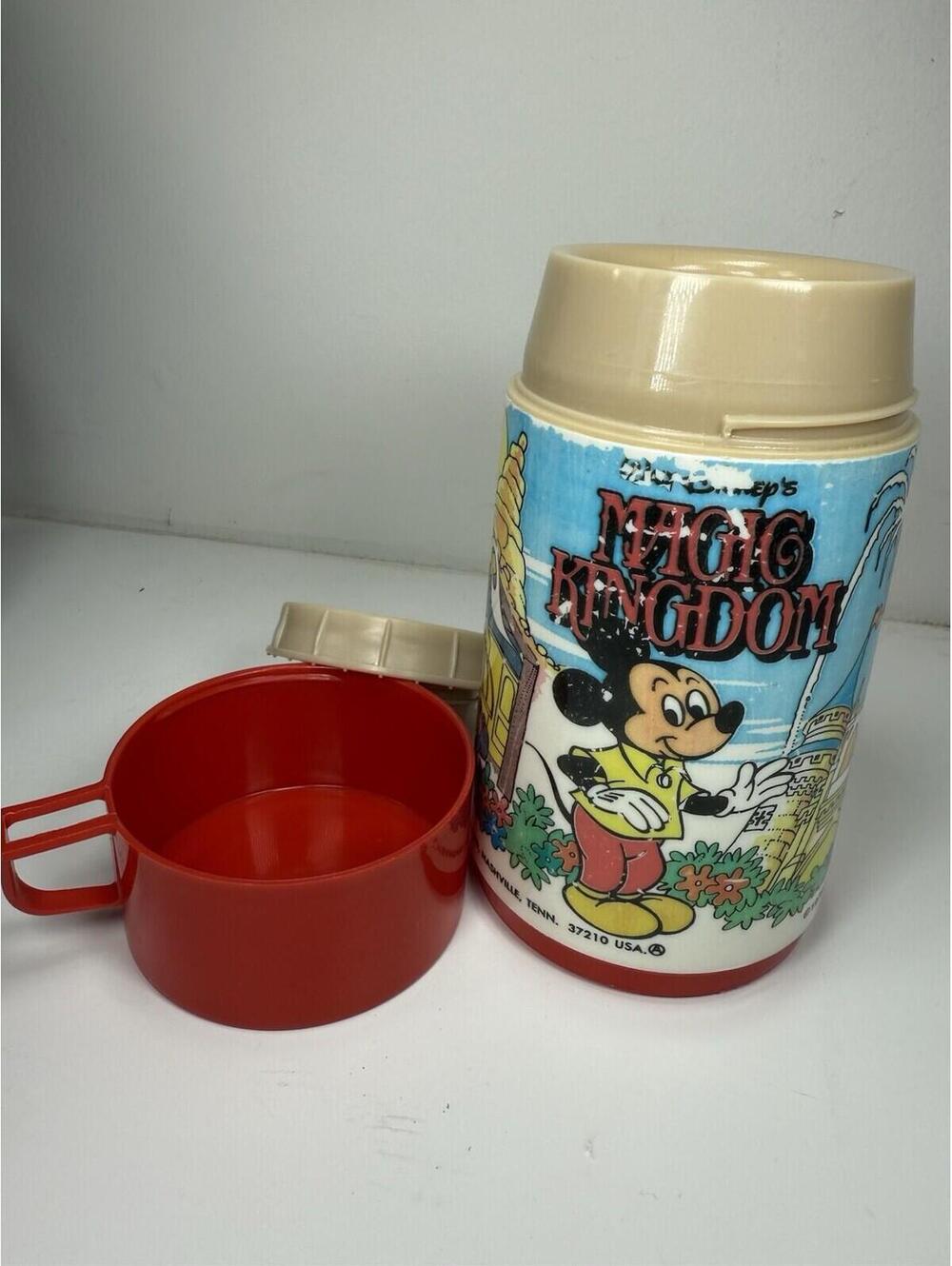 Vintage 1979 Aladdin Canada Walt Disney’s Magic Kingdom Red Lid THERMOS - Picture 4 of 6